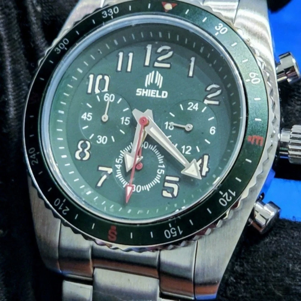 Brand New - Shield  Exley Quartz Green Dial Stainless Steel Men's Watch.